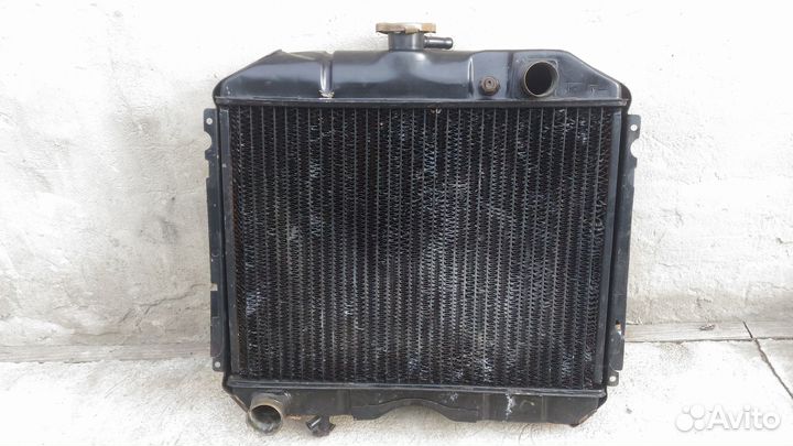 Радиатор газ 24