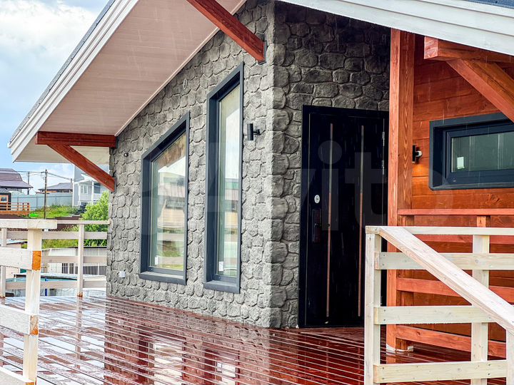 Дом 107 м² на участке 12,6 сот.