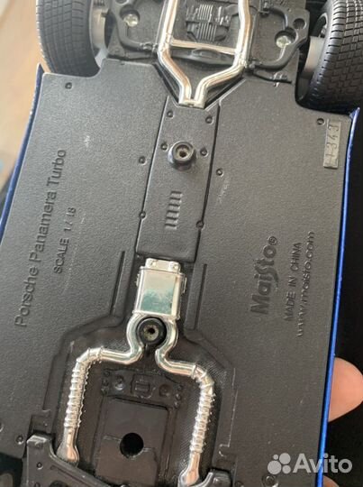 Porsche panamera 1:18 Maistro модель