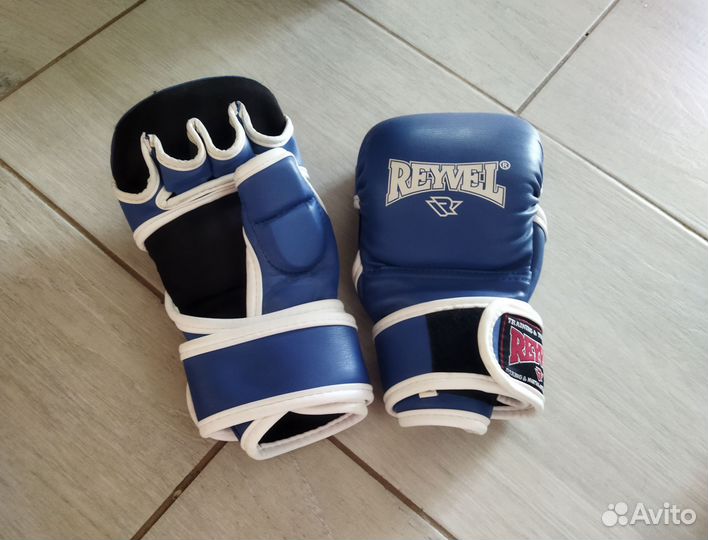 Боксерские перчатки детские 10 oz