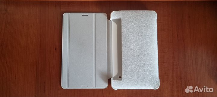 Чехол Samsung Galaxy Tab 4. Новый. Оригинал