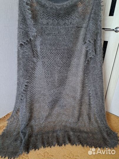 Пуховый платок. Теплая шаль