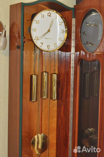 Антикварные напольные часы Янтарь Четвертные 150