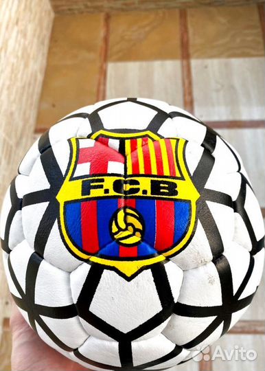 Футбольный мяч адидас лига чемпионов