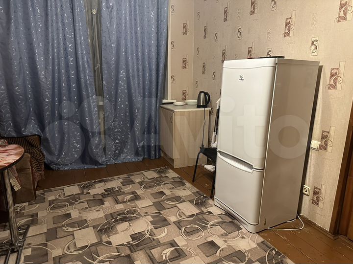 Комната 19 м² в 3-к., 1/6 эт.