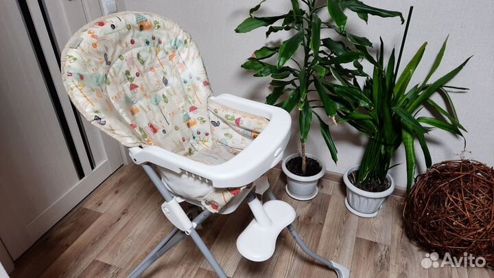 Стульчик для кормления