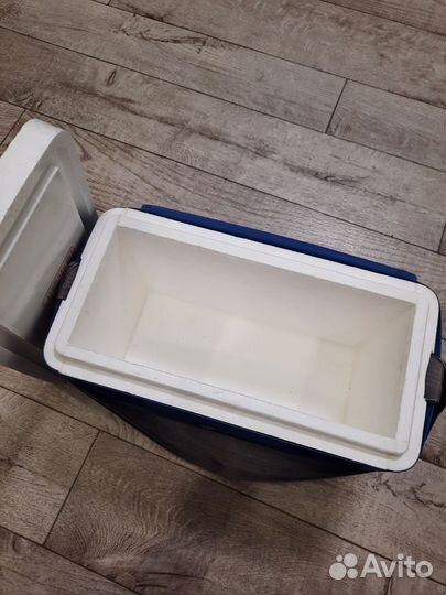 Медицинский термоконтейнер