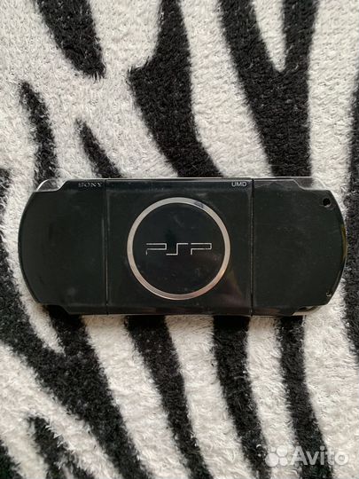 Sony PSP 3008 прошитая (16 GB)