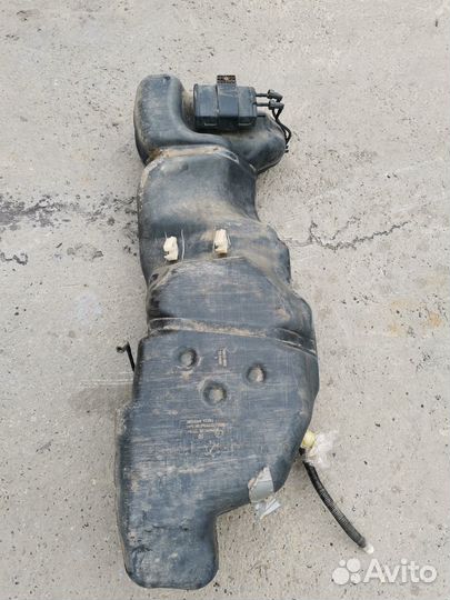 Топливный бак Nissan Tiida