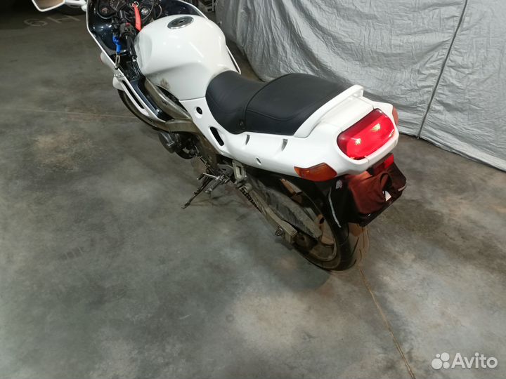 Kawasaki zzr 400 2