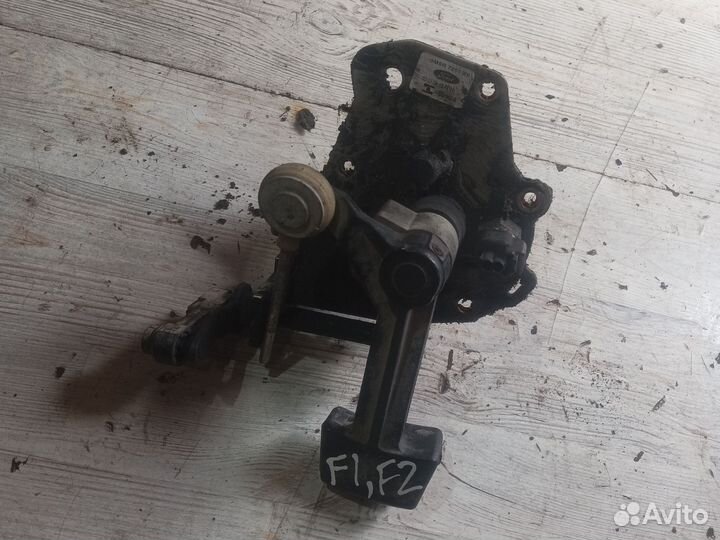 Механизм выбора передач Ford (3m5r 7201)