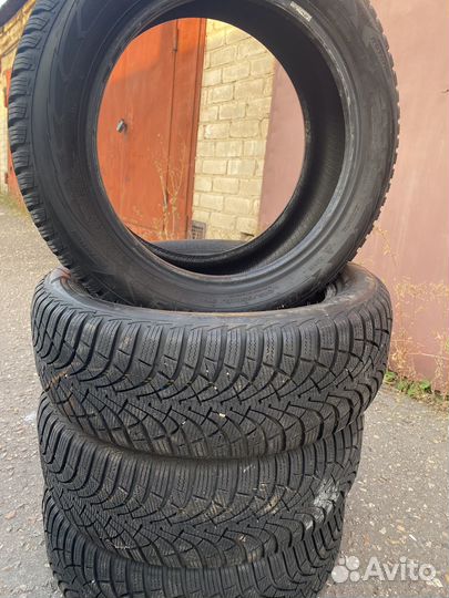 Goodyear UltraGrip 9 205/55 R16
