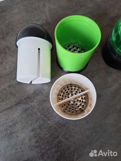 Измельчитель, терка