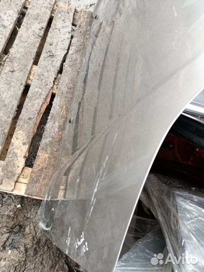 Капот Nissan X-Trail 1 T30 2000-2007