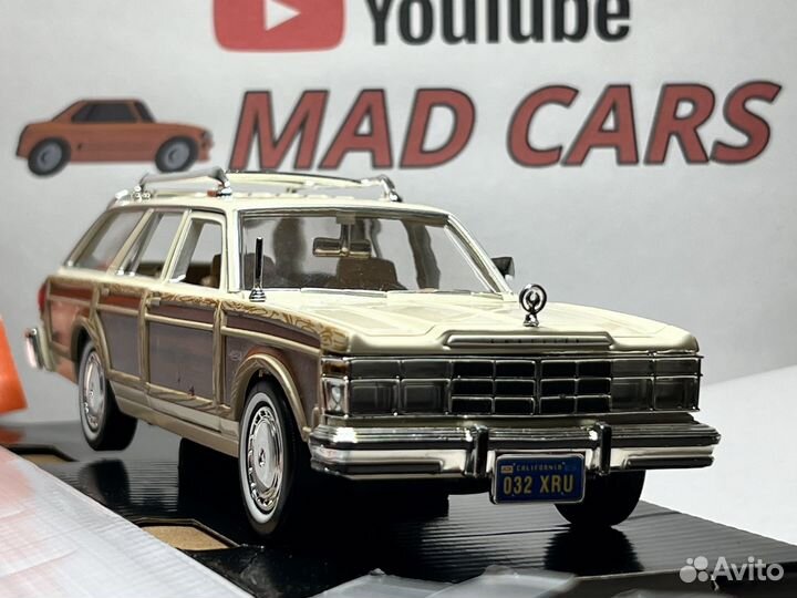Chrysler LeBaron 1:24