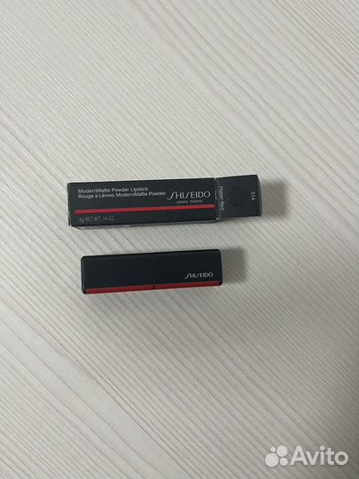 Матовая губная помада Shiseido hyper red