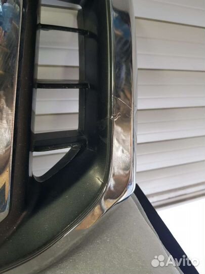 Решетка радиатора Toyota Land Cruiser Prado