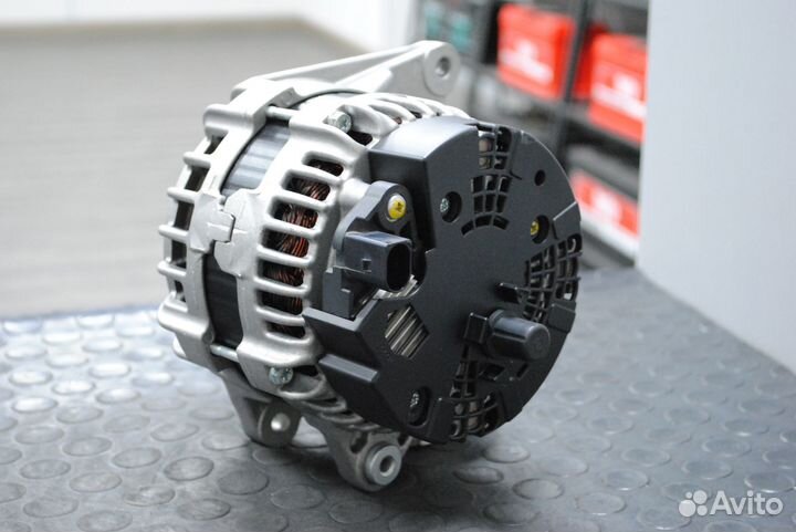 Генератор Mercedes Benz CLA200, B200 2.1 CDi 150А