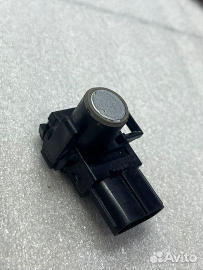 Парктроник передний Toyota Land Cruiser 200