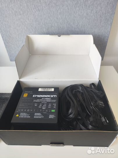 Блок питания gigabyte GP-P1000GM 1000W черный