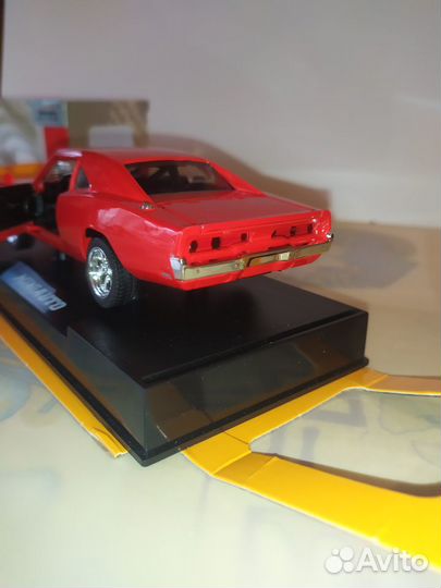 Машинка Dodge Charger 1970 1:32