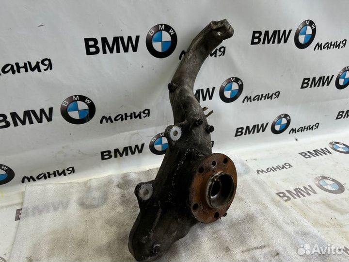 Поворотный кулак правый Bmw X5 E70 M57N2 2007