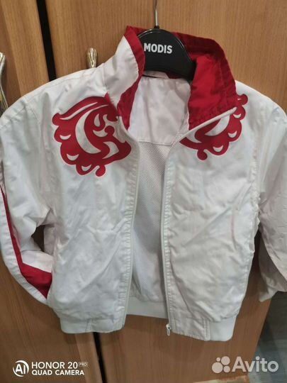 Костюм спортивный