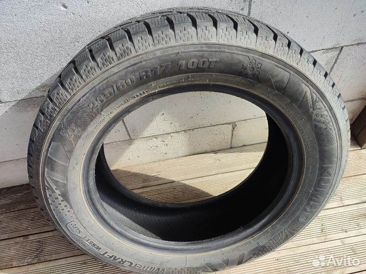 Kumho WinterCraft WS71 215/60 R17