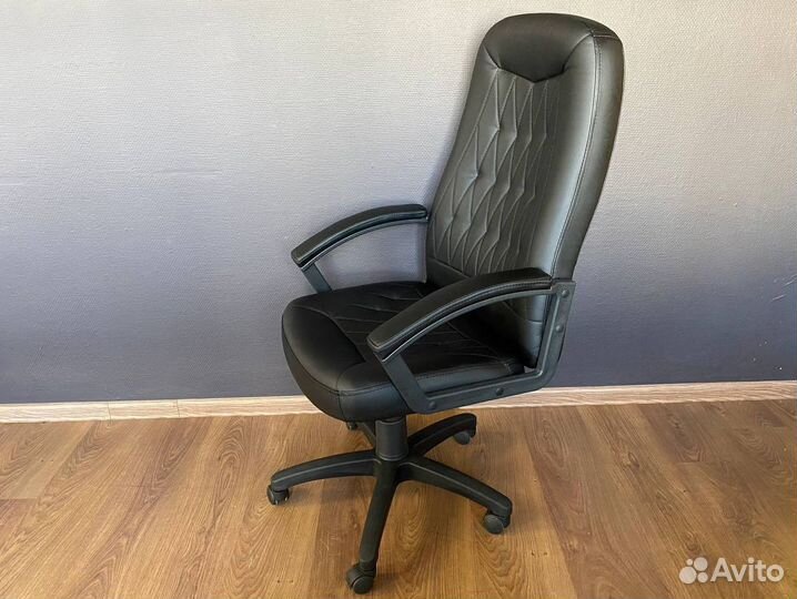 Офисное кресло. Доставка до двери