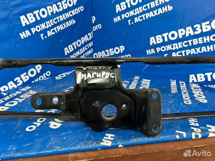 Трапеция дворников. Iveco Magirus седельный тягач