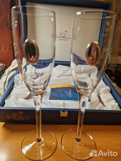 Бокалы для шампанского