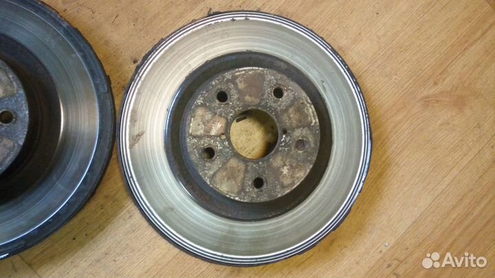 Тормозные передние диски Subaru Tribeca