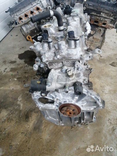 Двигатель Nissan Cube Z12 HR15DE