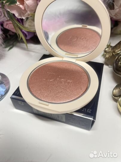 Румяна хайлайтер dior