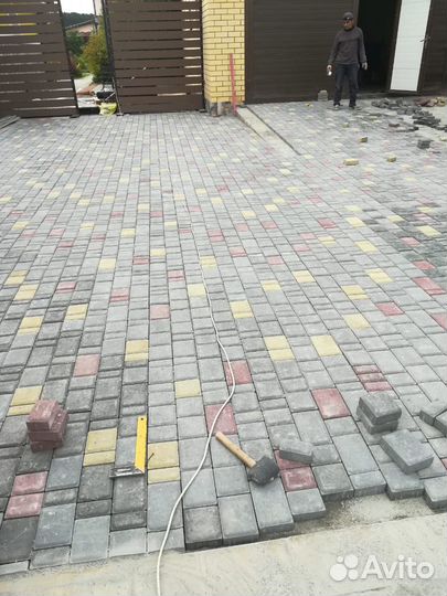 Укладка тротуарной плитки. Плитка тротуарная