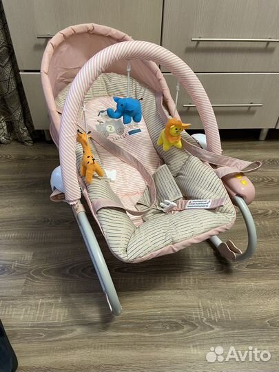 Шезлонг детский babyton