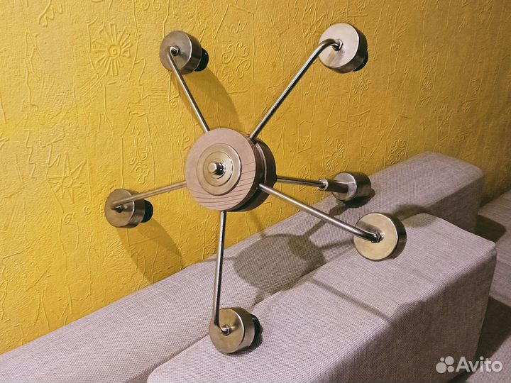 Люстра из нержавеющей стали