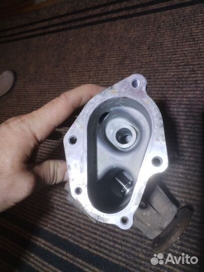 Помпа для mitsubishi L200