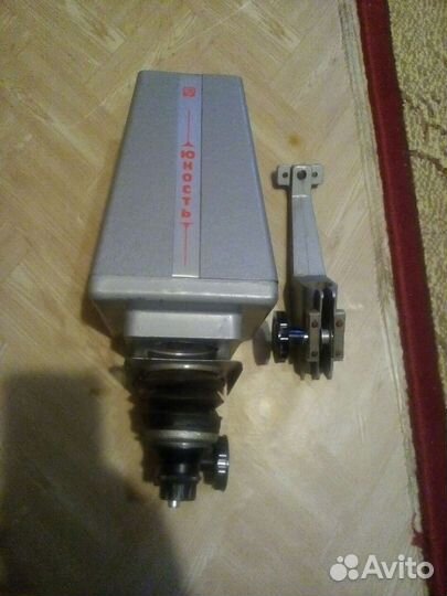 Запчасти от фотоувеличителя