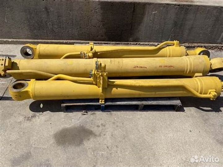 Гидроцилиндр рукояти Хитачи zx225usr