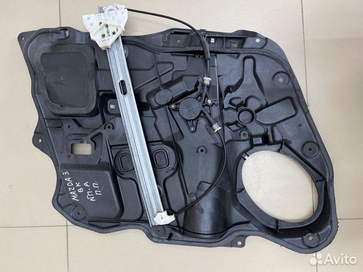 Стеклоподъемник Mazda 3 (BK)