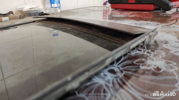 Стекло глухое правое заднее BMW x3 E83