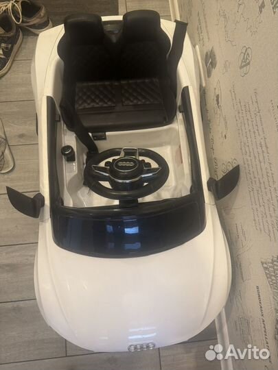 Детский электромобиль audi