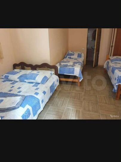 Комната 11 м² в 6-к., 1/2 эт.