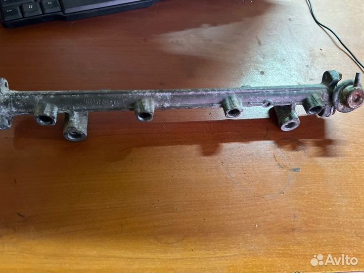 Топливная рейка Mitsubishi Chariot N33W 4G63 1994