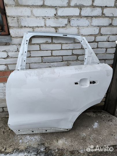 Дверь задняя левая Ягуар Ф пэйс