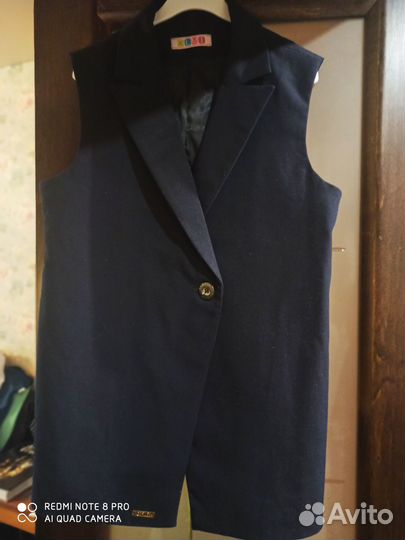 Стильный удлиненный жилет - пиджак на 1 сентября