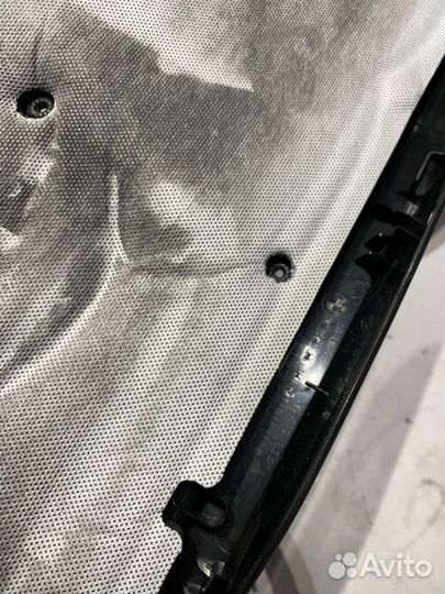 Обшивка крышки багажника Нижн. 51497441816 бмв X7