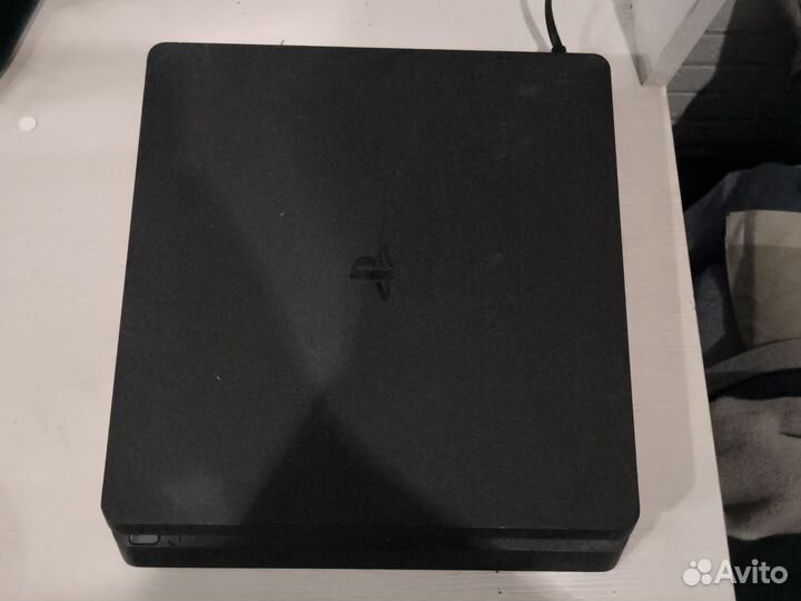 Sony playstation 4 PS4 slim