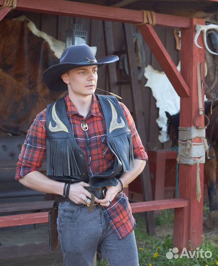 Администратор, товаровед,заместитель директора,ди